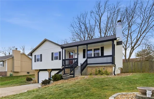 $325,000 | 310 North Darrowby Drive, Raymore, MO 64083