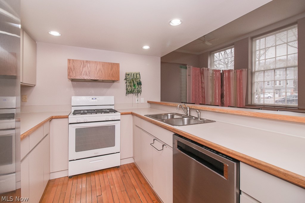 2043 Random Road, Unit 105 Cleveland, OH 44106 - Photo 10 of 26 Gallery Image 10
