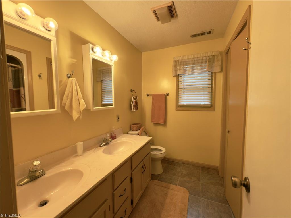1517 Buffalo Road Sandy Ridge, NC 27046 - Photo 15 of 38