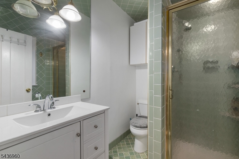 16 Summit Road Clifton, NJ 07012 - Photo 15 of 29