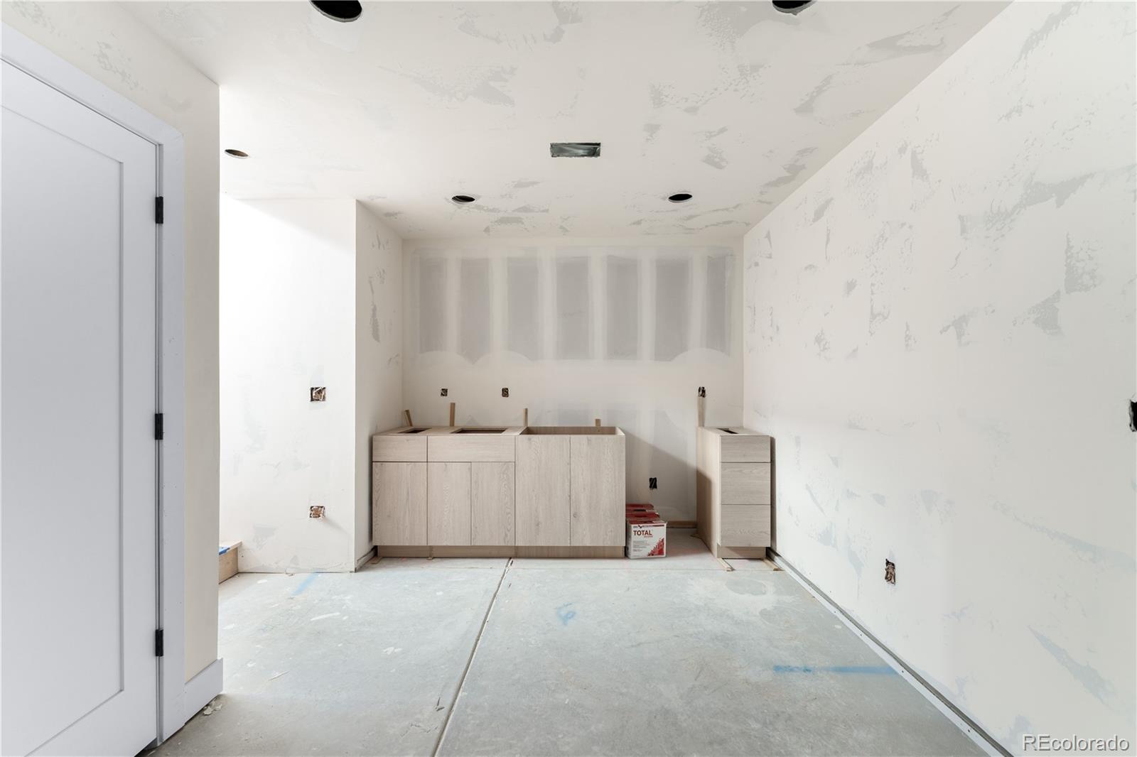 3930 West Byron Place Denver, CO 80212 - Photo 18 of 37