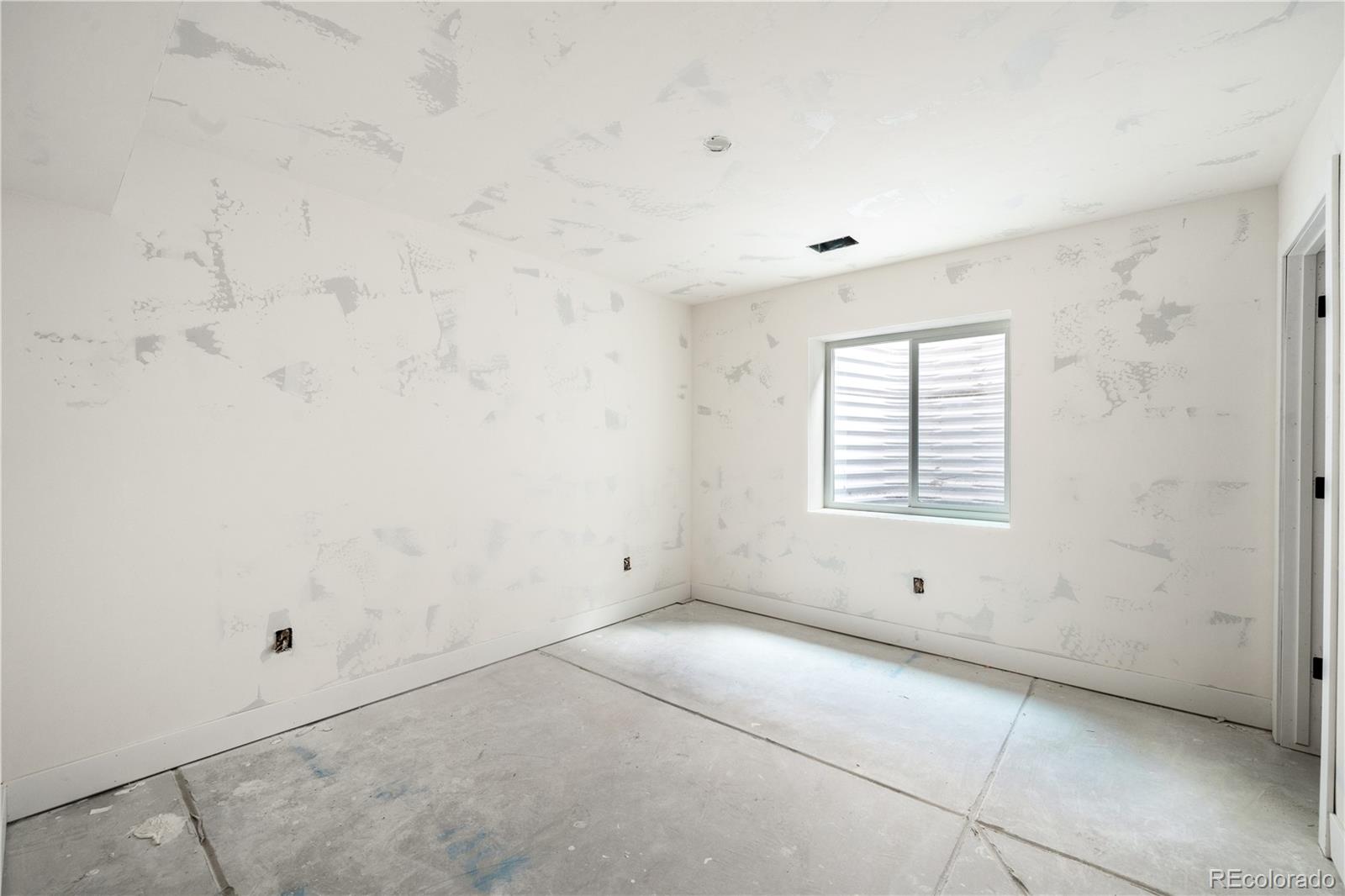 3930 West Byron Place Denver, CO 80212 - Photo 19 of 37