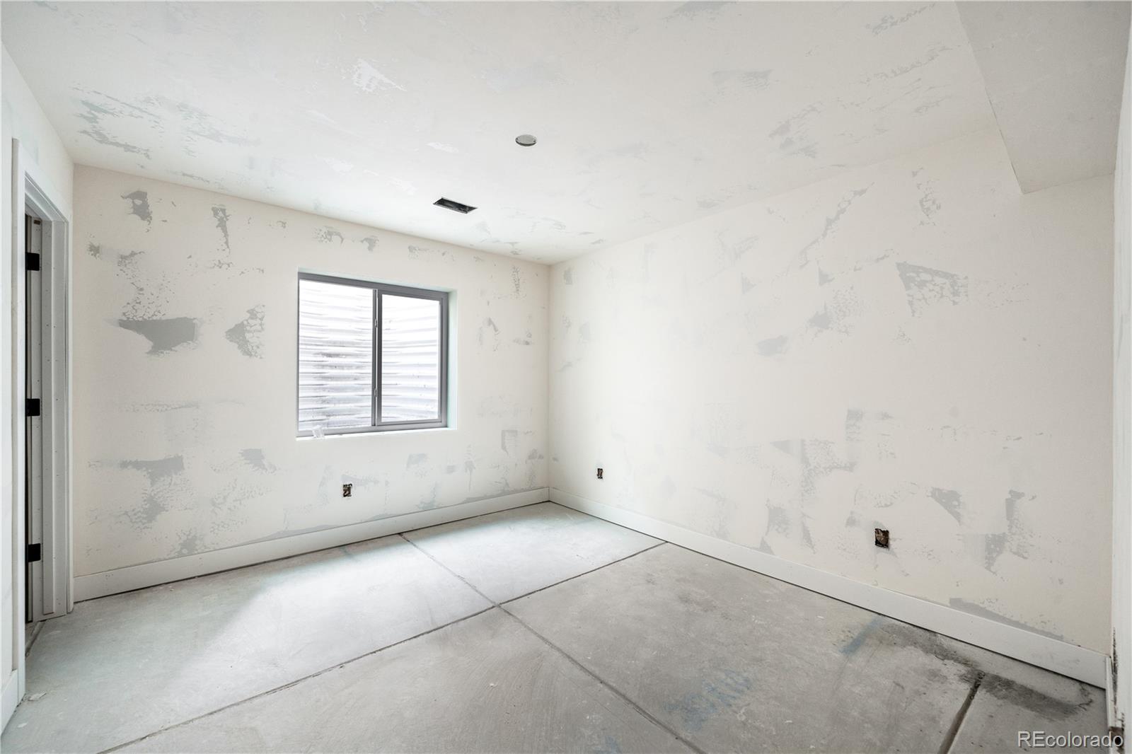 3930 West Byron Place Denver, CO 80212 - Photo 23 of 37