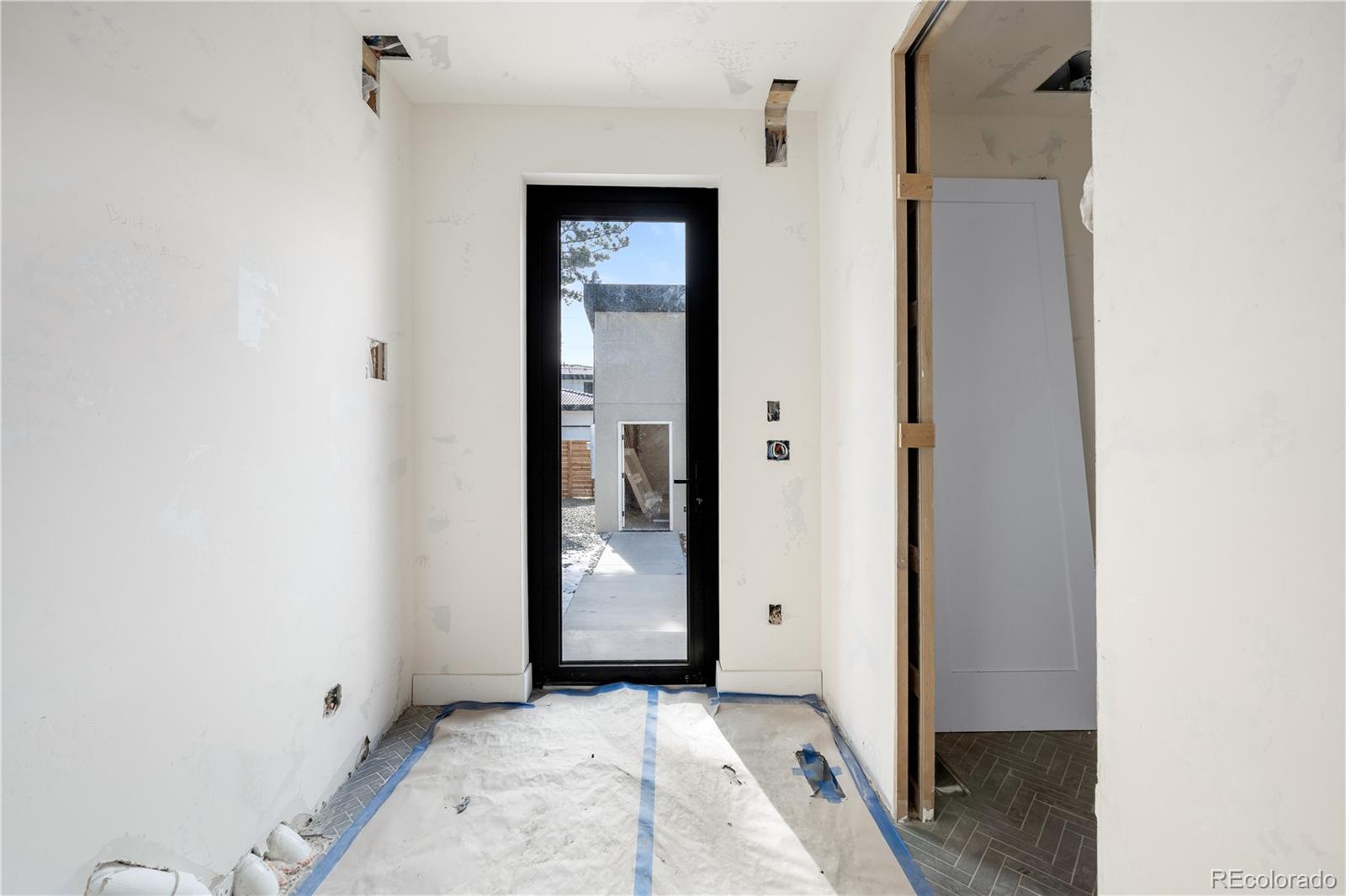 3930 West Byron Place Denver, CO 80212 - Photo 10 of 37