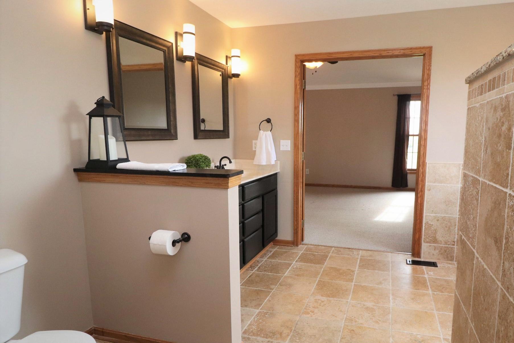8411 Roberts Road Hilliard, OH 43026 - Photo 35 of 81 Gallery Image 35