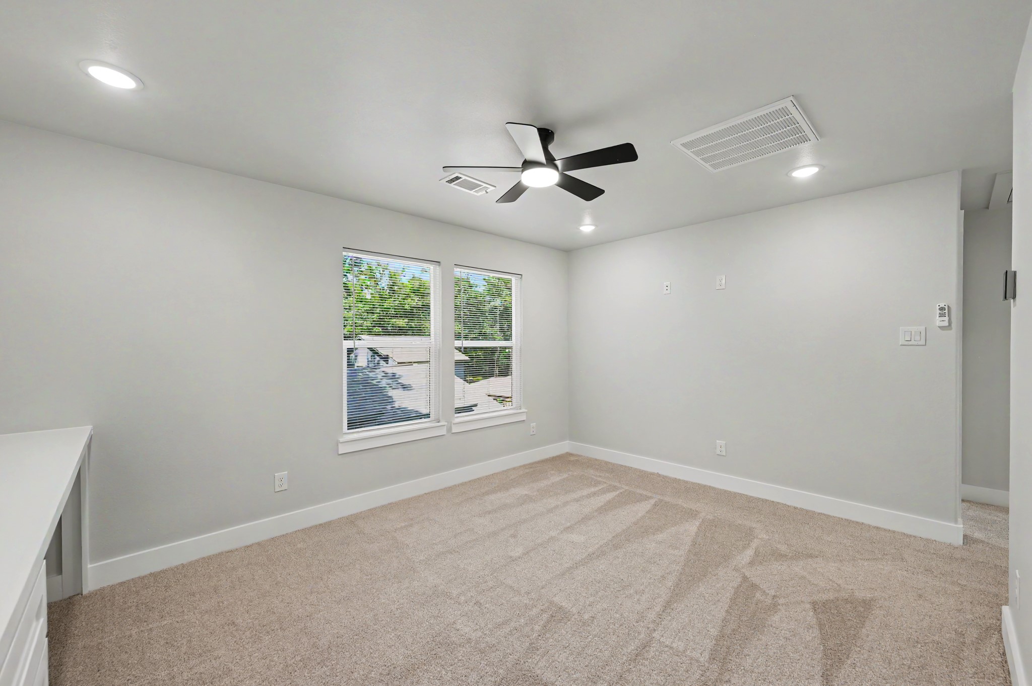 116 Sun City Lane Conroe, TX 77304 - Photo 21 of 39