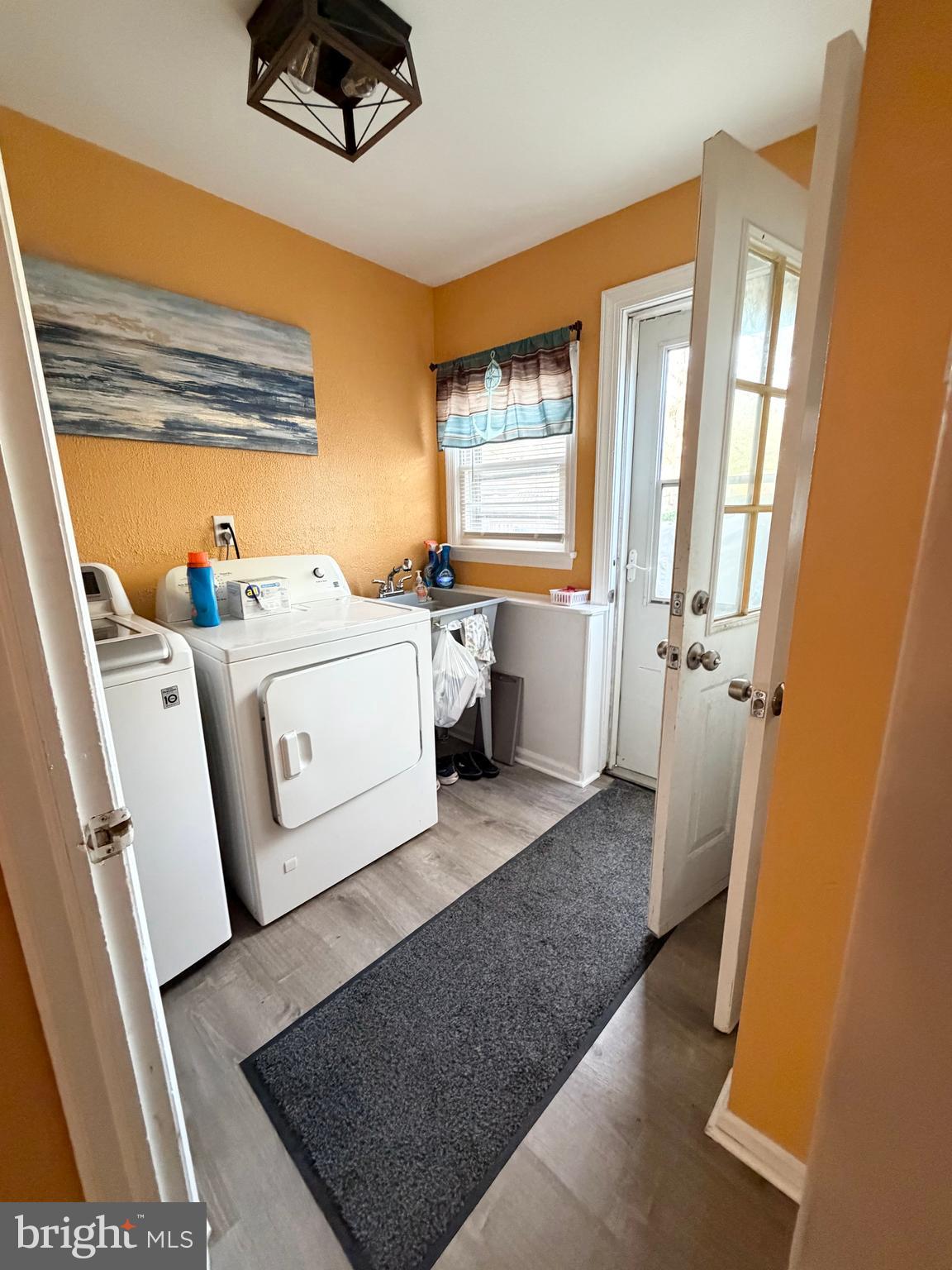 1 Nassau Road Somers Point, NJ 08244 - Photo 33 of 43 a living room with a baby crib furniture and a window