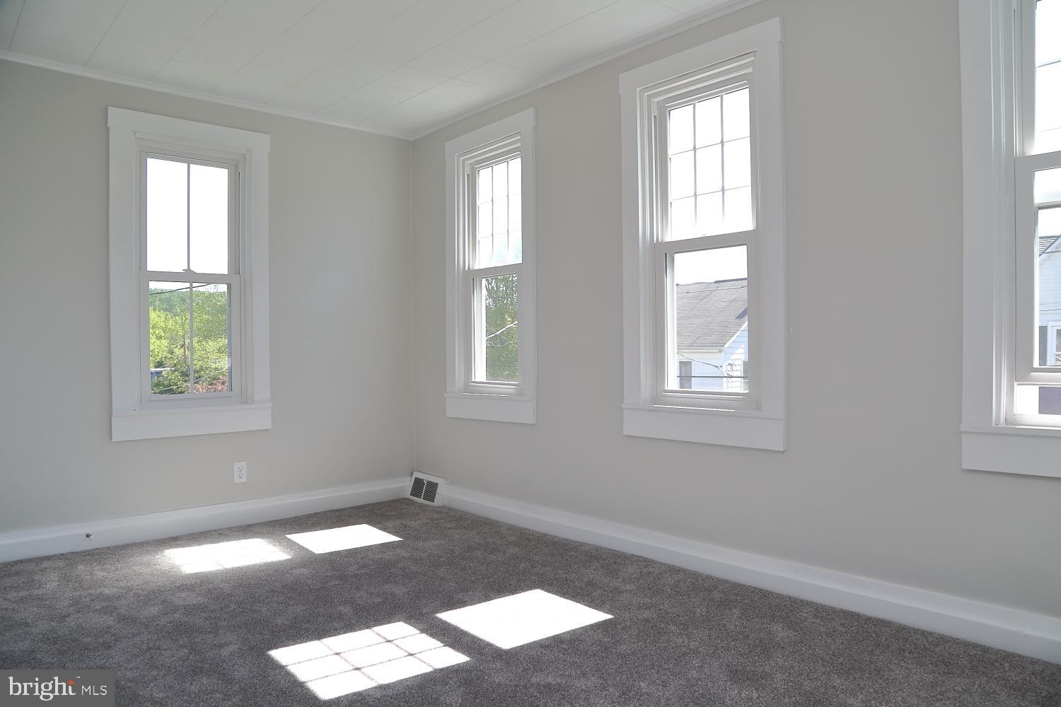 985 Maple Street Lititz, PA 17543 - Photo 14 of 23