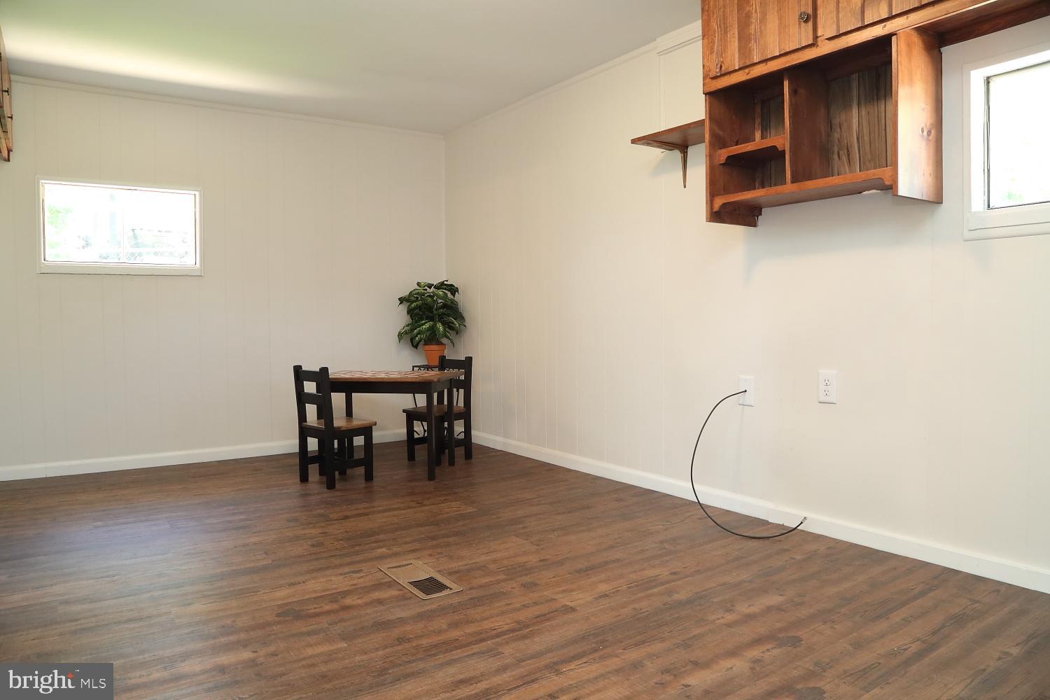 985 Maple Street Lititz, PA 17543 - Photo 15 of 23 1st floor room - perfect playroom or dining room