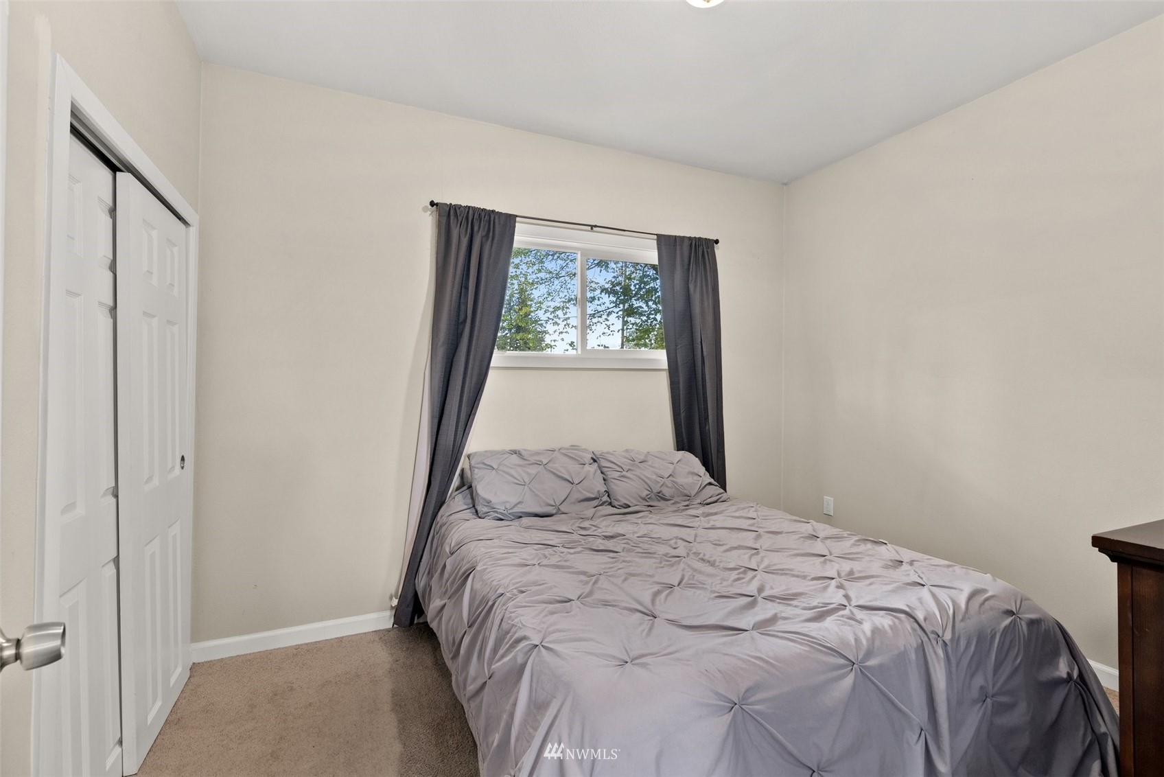 2325 A Street Raymond, WA 98577 - Photo 11 of 18 Gallery Image 11