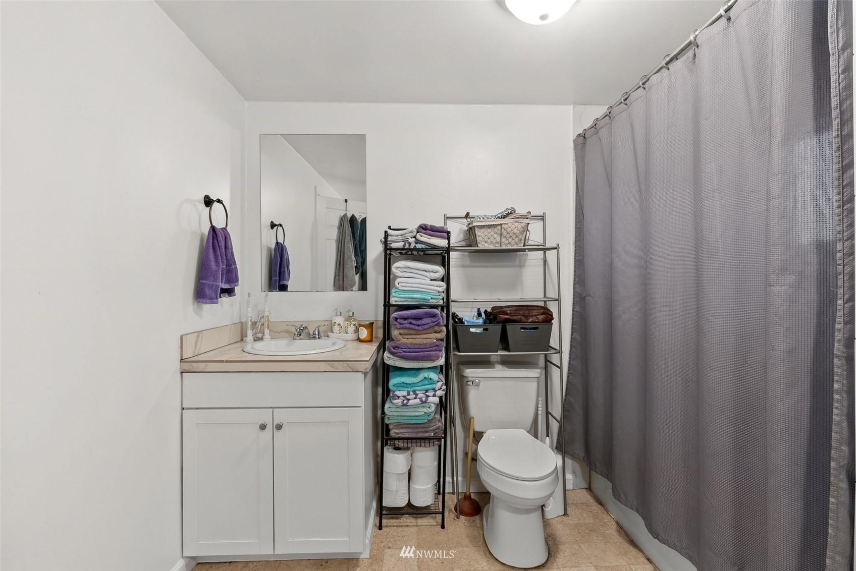2325 A Street Raymond, WA 98577 - Photo 10 of 18 Gallery Image 10