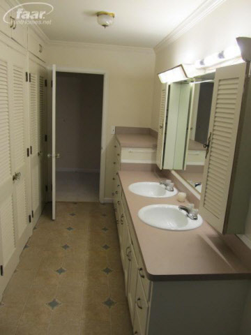 5150 Branch Road Flint, MI 48506 - Photo 27 of 46 20132455-27.JPG