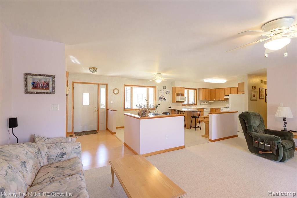 40900 Robbe Road Belleville, MI 48111 - Photo 2 of 55