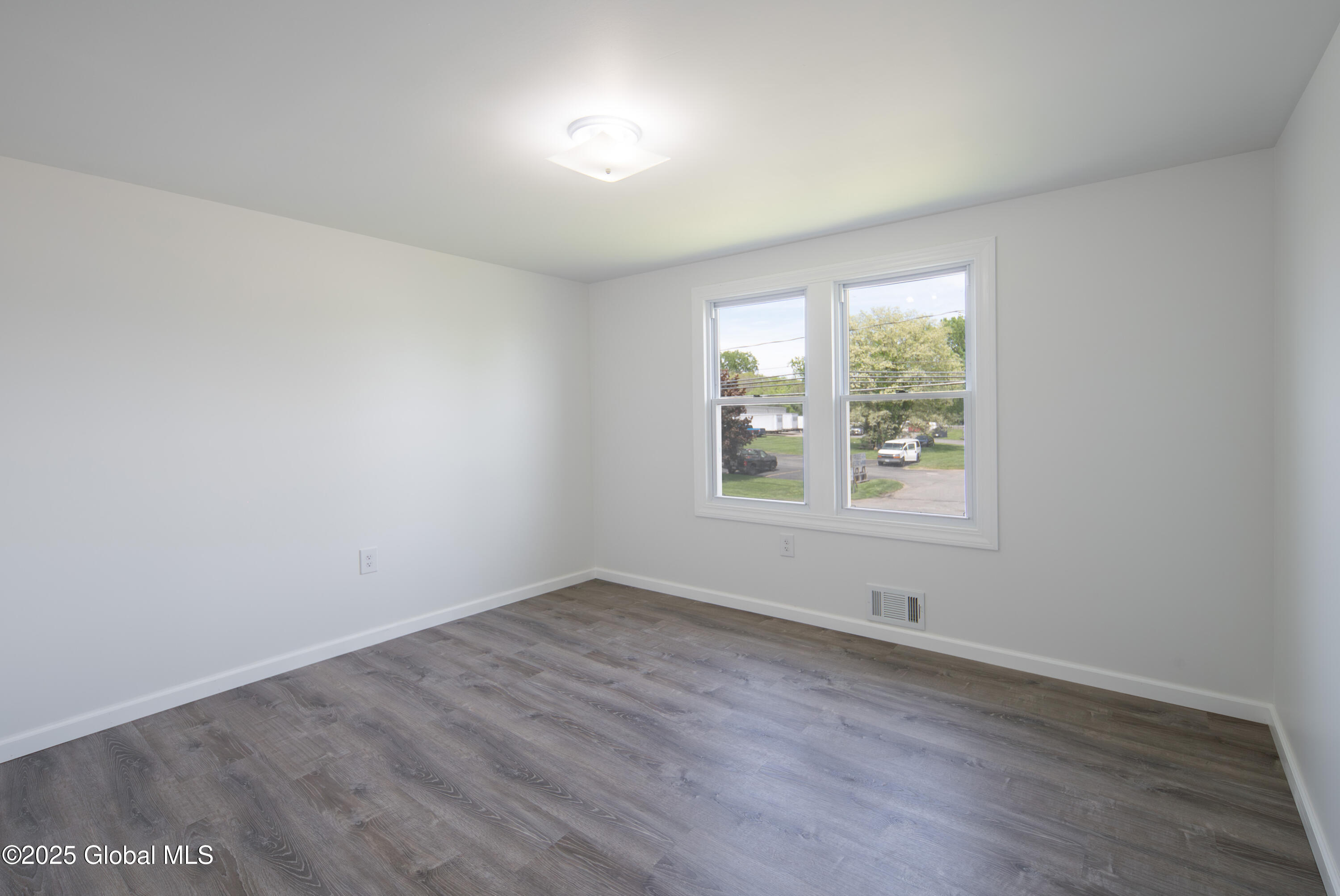 135 Freemans Bridge Road Glenville, NY 12302 - Photo 30 of 60 030
