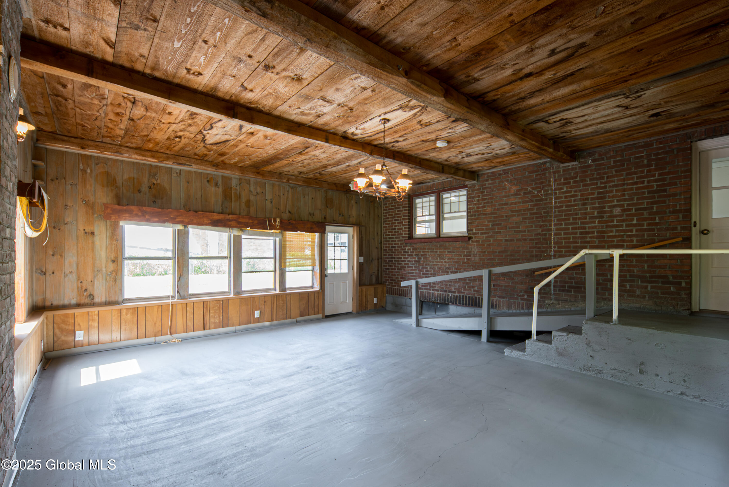 135 Freemans Bridge Road Glenville, NY 12302 - Photo 36 of 60 036