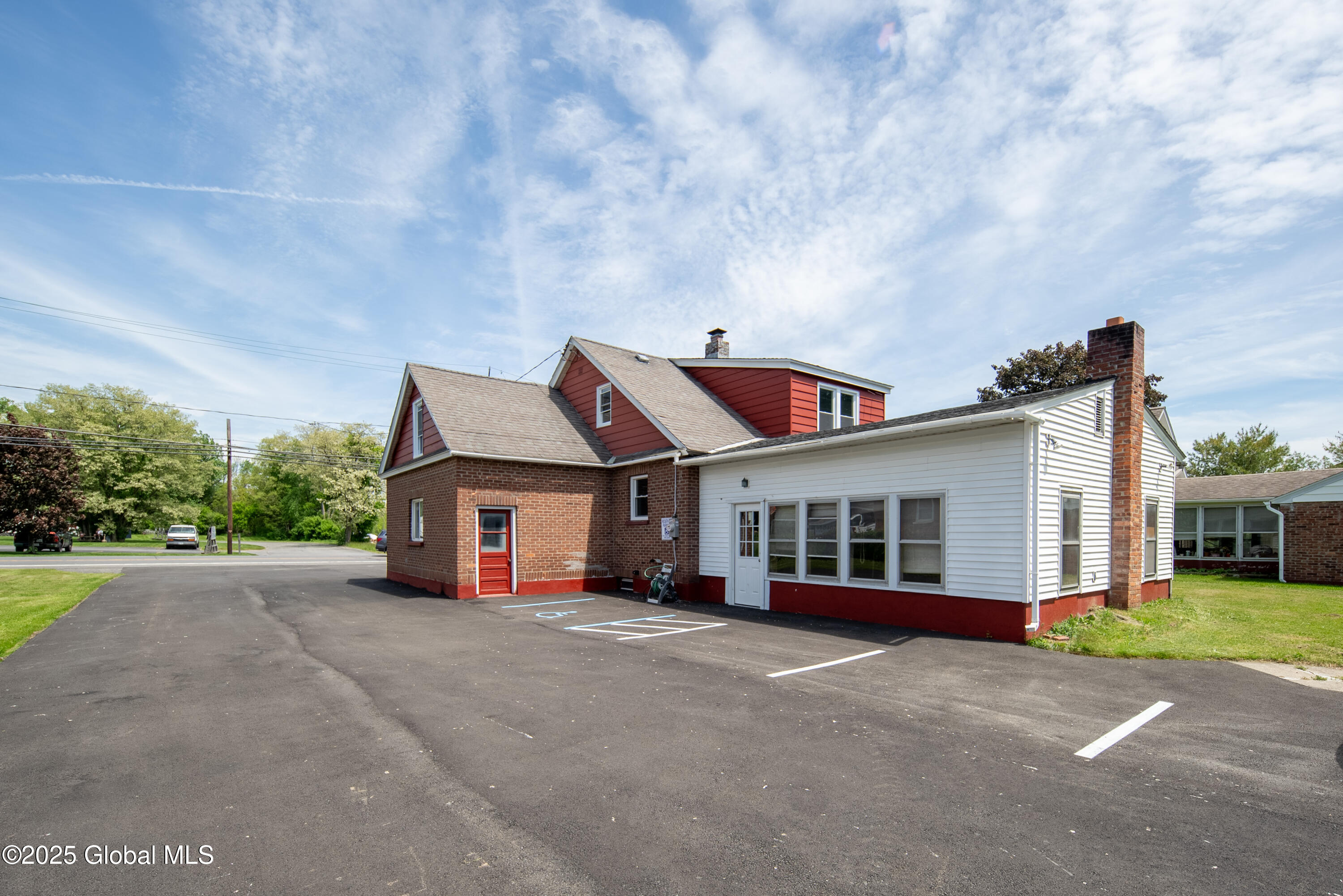 135 Freemans Bridge Road Glenville, NY 12302 - Photo 37 of 54 038