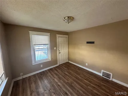 $99,000 | 2321 Dawes Place, Overland, MO 63114