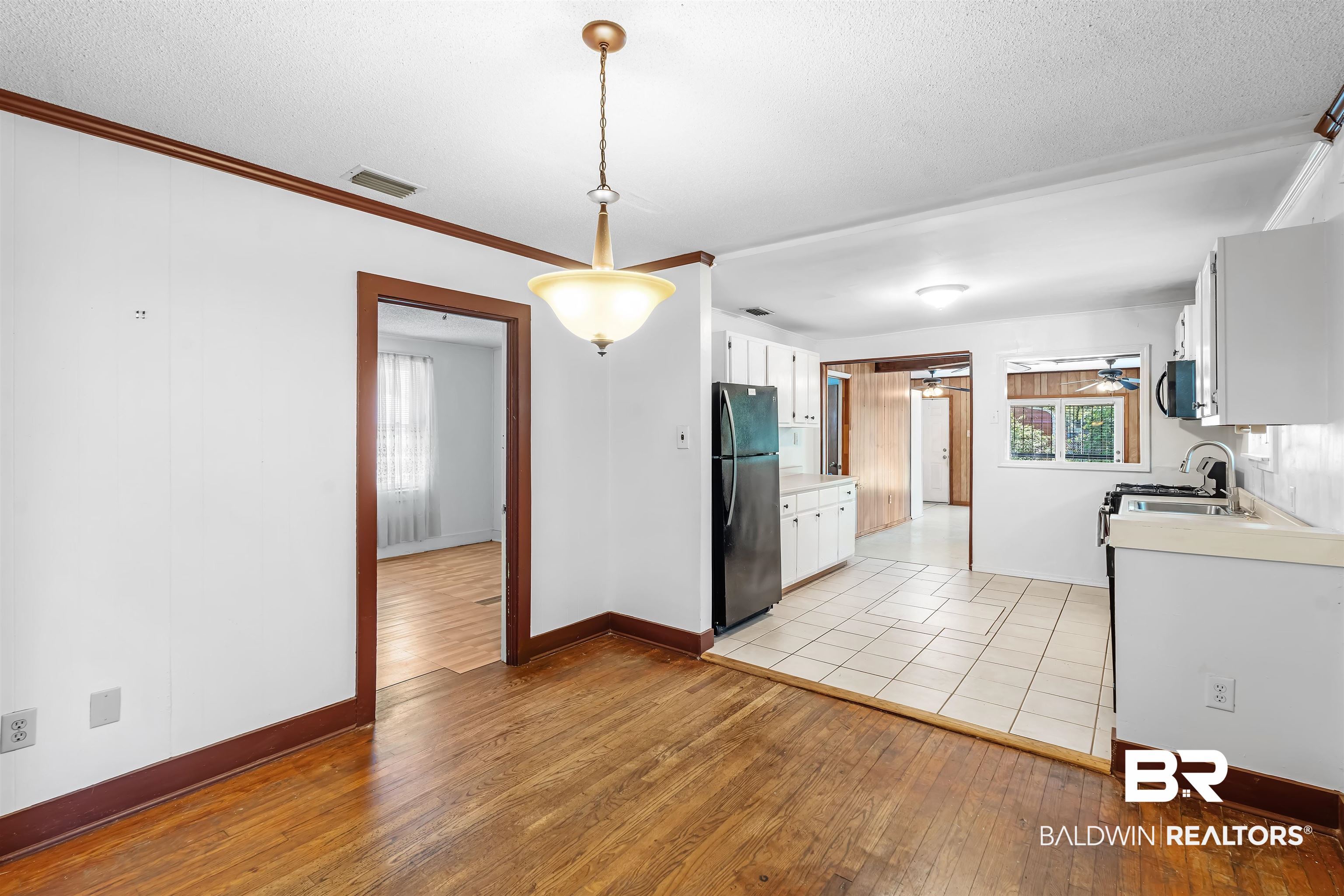 2201 Osage Street Mobile, AL 36617 - Photo 4 of 26