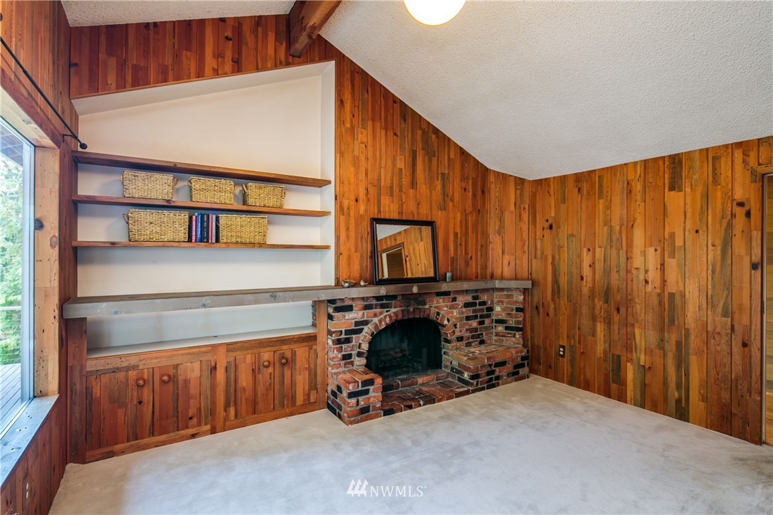 218 Chuckanut Point Road Bellingham, WA 98229 - Photo 11 of 25