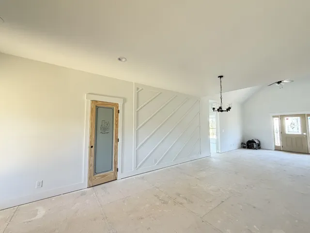 $344,900 | 985 Long Beech Drive, Clarksville, TN 37042