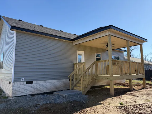 $344,900 | 985 Long Beech Drive, Clarksville, TN 37042