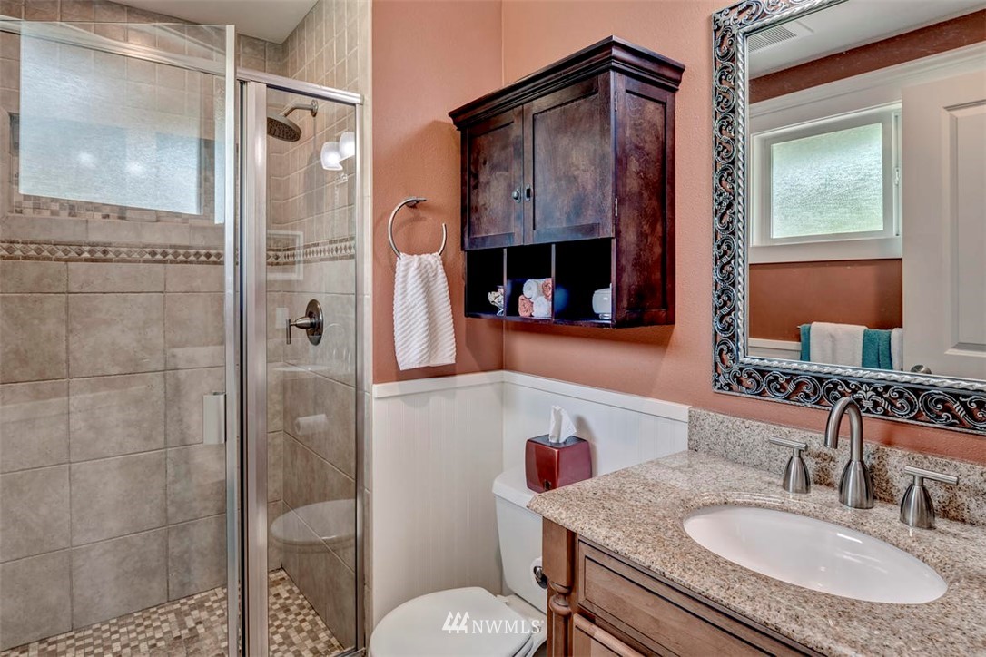 11828 Northeast 155th Street Bothell, WA 98011 - Photo 17 of 23 Gallery Image 17