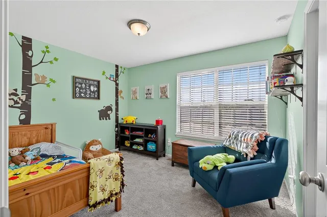 $390,000 | 117 South Westglen Drive, Raymore, MO 64083