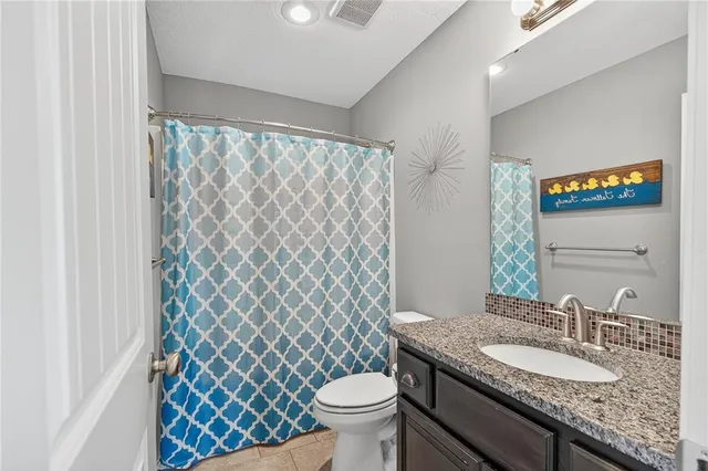 $390,000 | 117 South Westglen Drive, Raymore, MO 64083