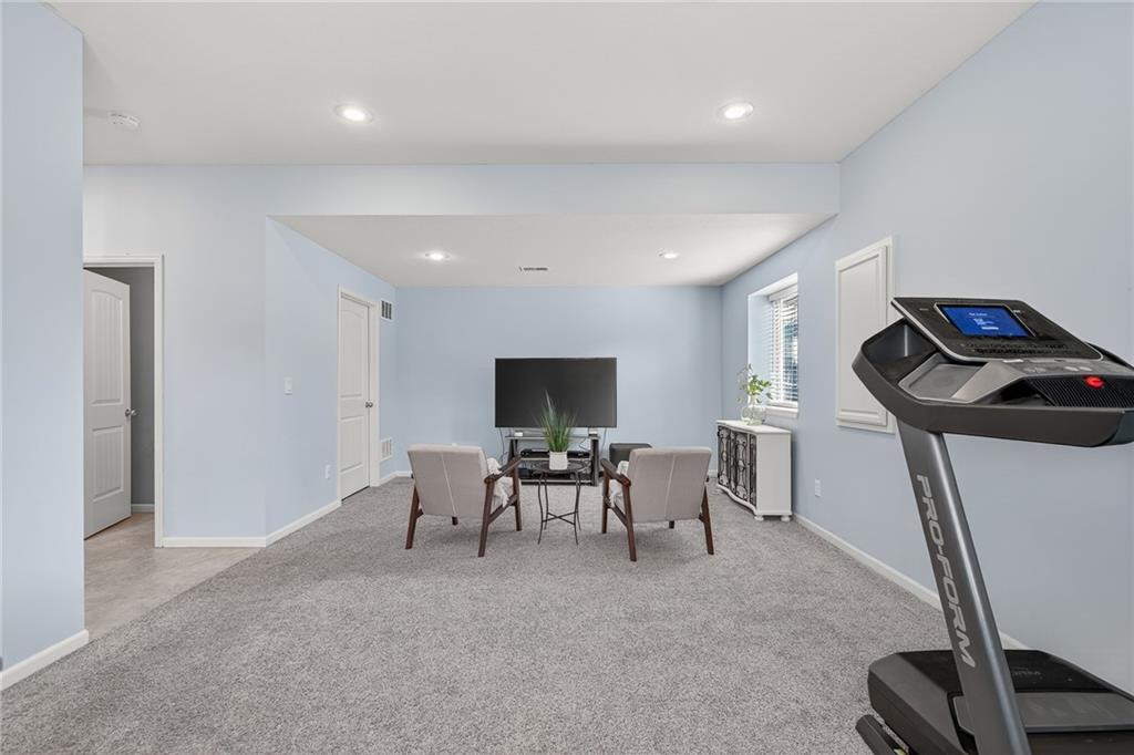 117 South Westglen Drive Raymore, MO 64083 - Photo 25 of 38