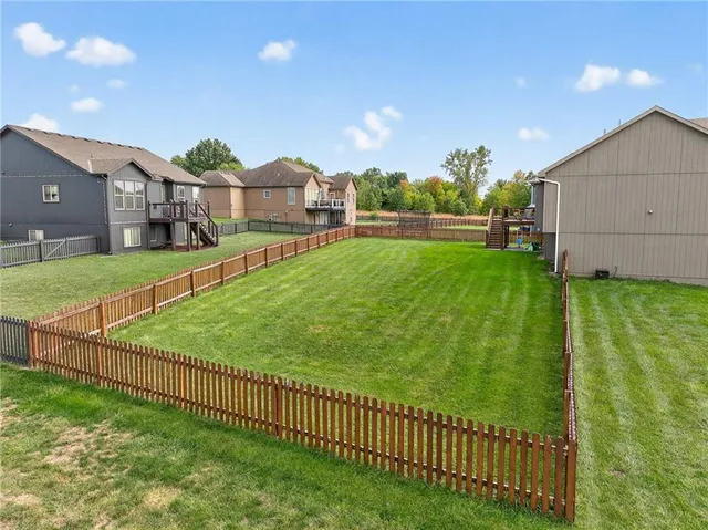 $390,000 | 117 South Westglen Drive, Raymore, MO 64083