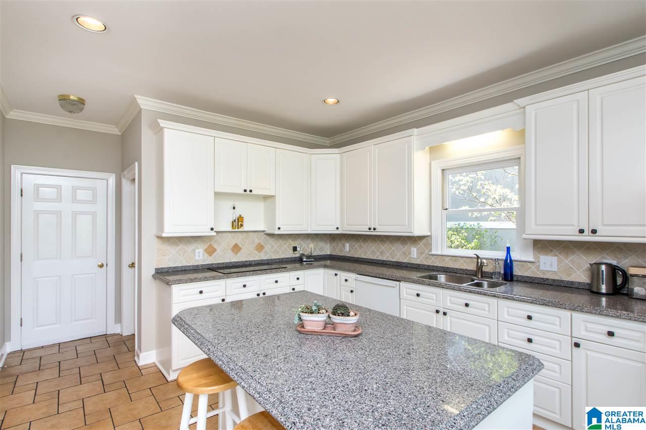 212 Shades Crest Road Birmingham, AL 35226 - Photo 14 of 39