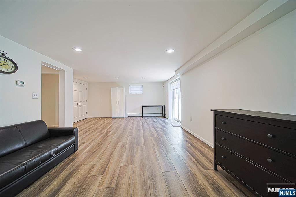 897 Virgil Avenue Ridgefield, NJ 07657 - Photo 47 of 50