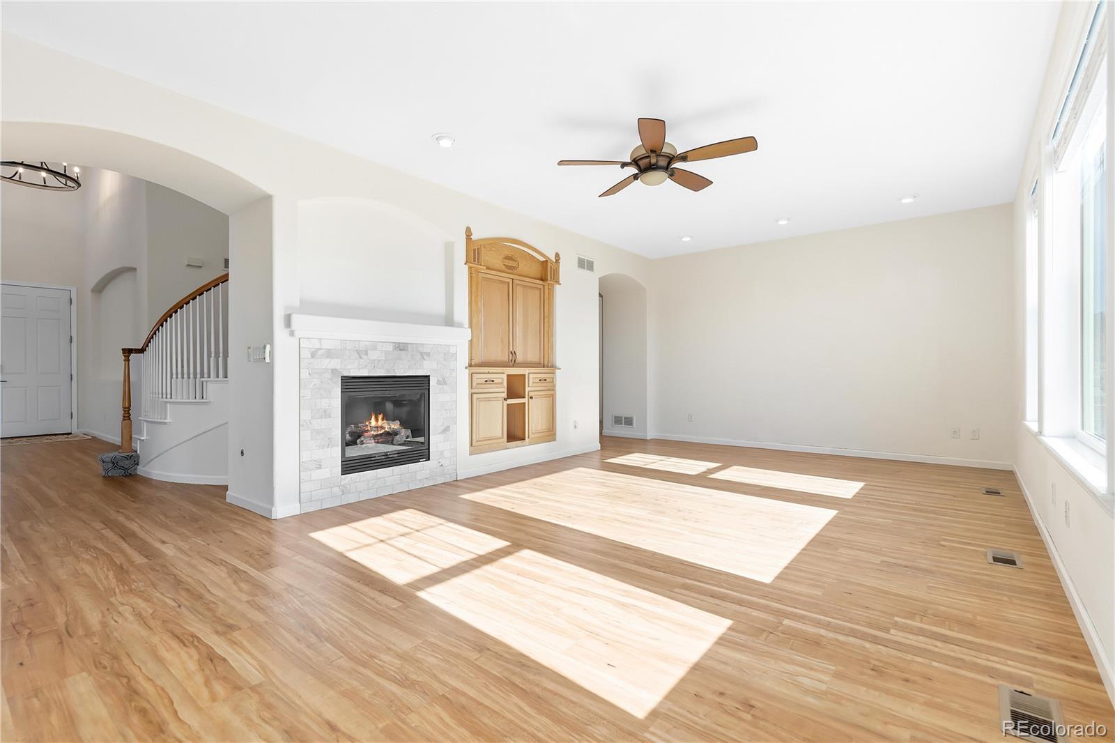 732 Ridgemont Circle Highlands Ranch, CO 80126 - Photo 11 of 50 Gallery Image 11