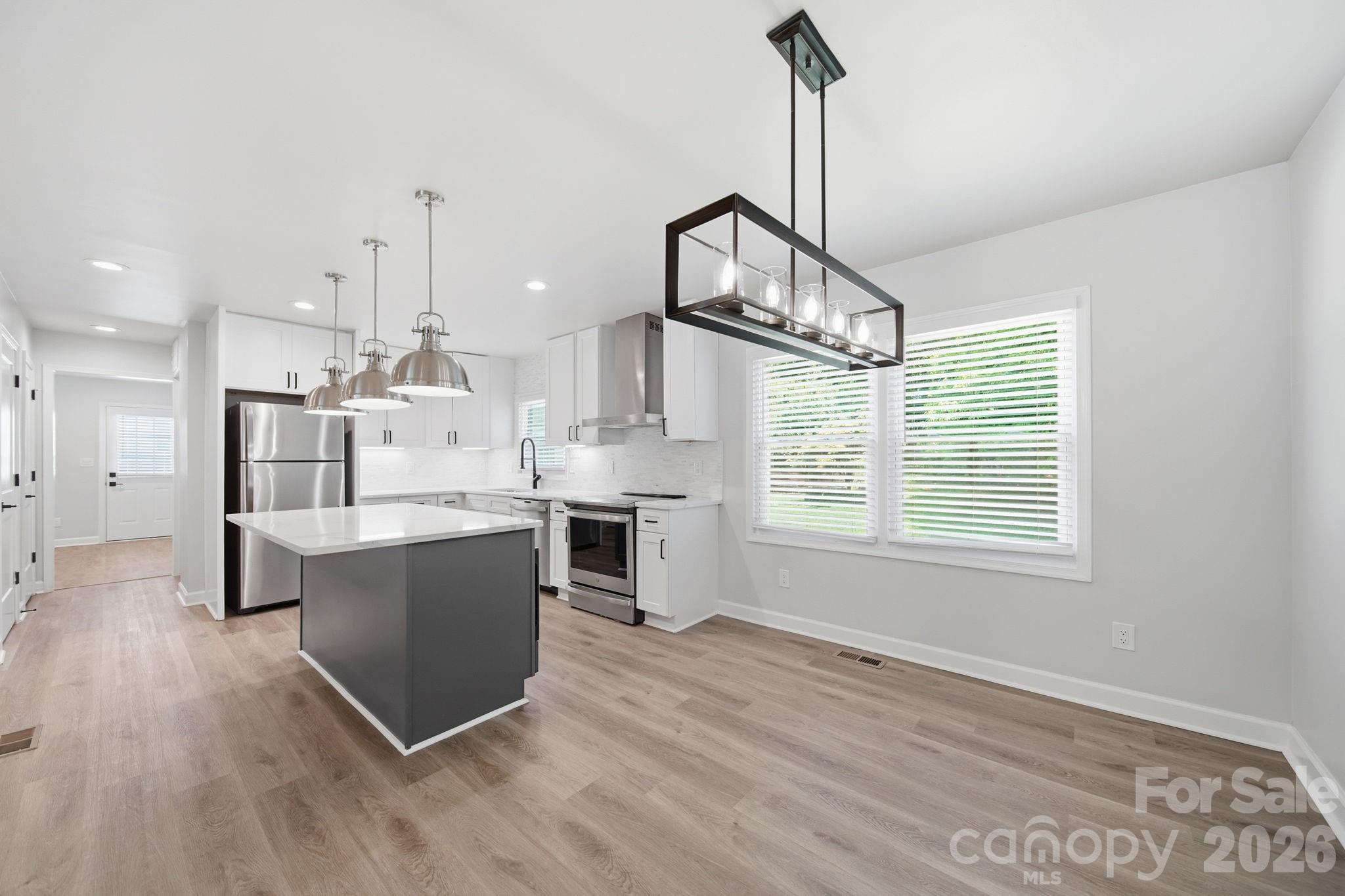 6319 Thermal Road Charlotte, NC 28211 - Photo 8 of 41