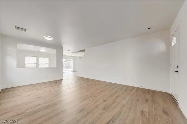 $3,000 | 10429 Vinson Point Avenue, Las Vegas, NV 89129