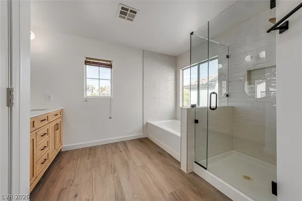 $3,000 | 10429 Vinson Point Avenue, Las Vegas, NV 89129