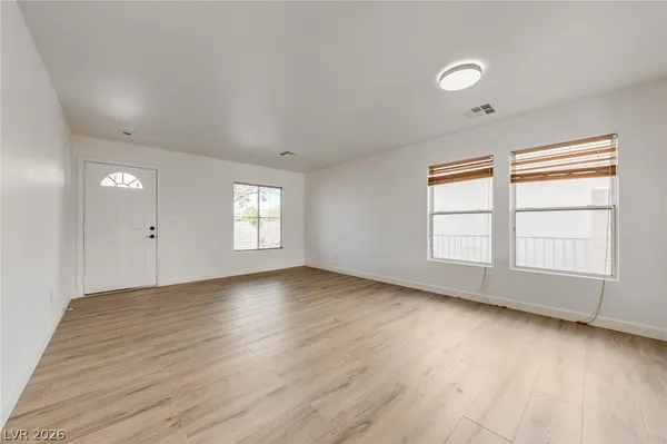 $3,000 | 10429 Vinson Point Avenue, Las Vegas, NV 89129