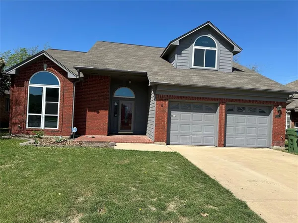 $2,800 | 2036 Frontier Trail, Lewisville, TX 75067