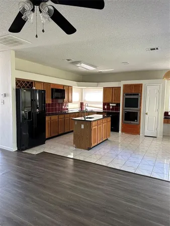 $2,800 | 2036 Frontier Trail, Lewisville, TX 75067