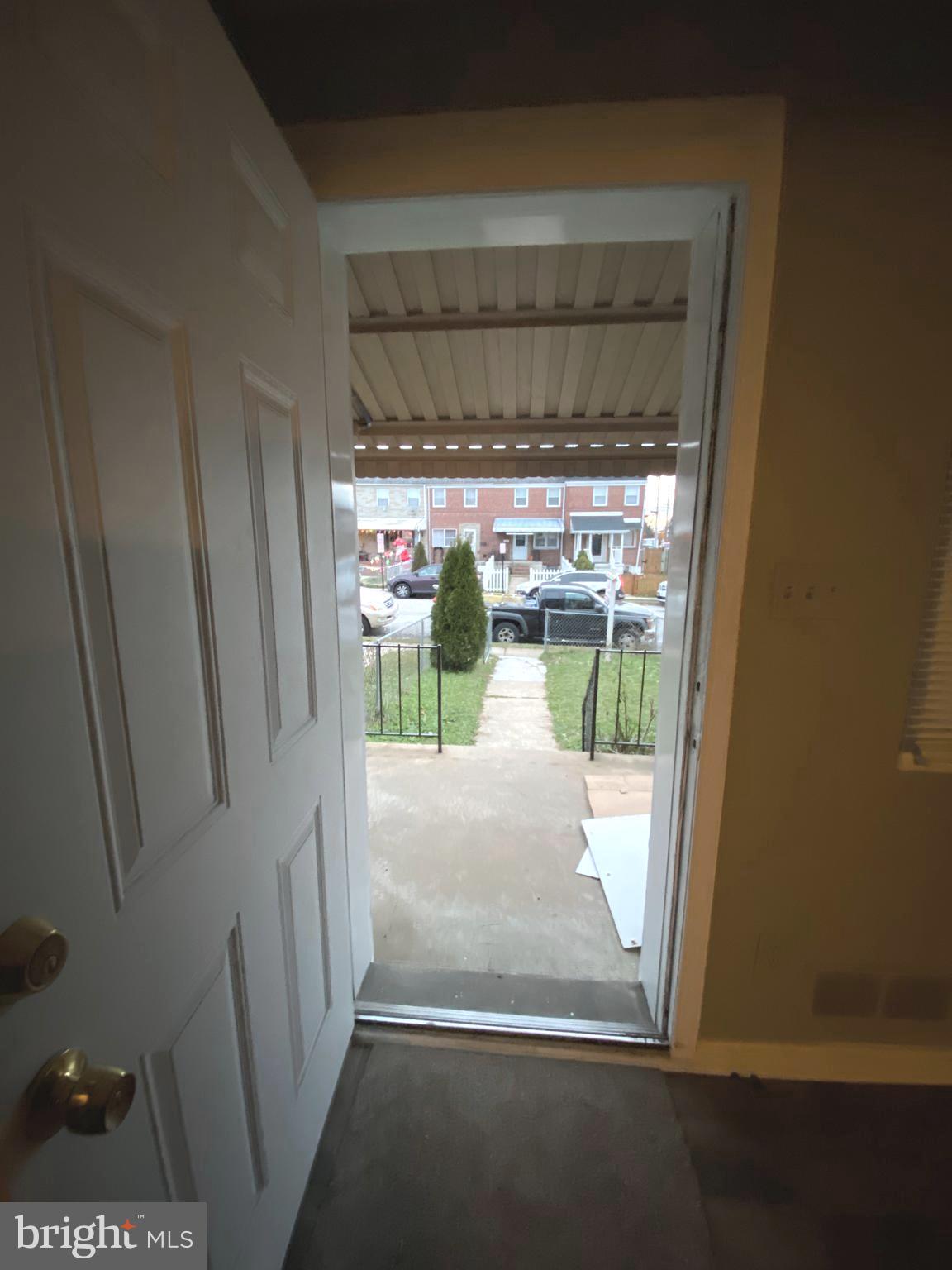 7702 Wynbrook Road Baltimore, MD 21224 - Photo 3 of 30 Gallery Image 3