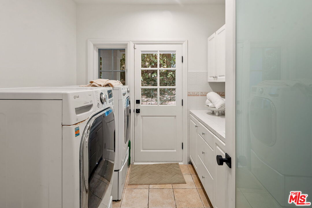 280 Homewood Road Los Angeles, CA 90049 - Photo 29 of 53