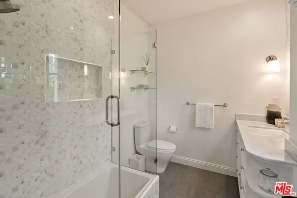 $62,500 | 280 Homewood Road, Los Angeles, CA 90049