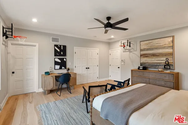 $62,500 | 280 Homewood Road, Los Angeles, CA 90049