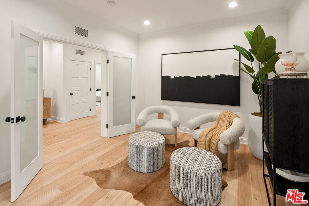 280 Homewood Road Los Angeles, CA 90049 - Photo 40 of 53