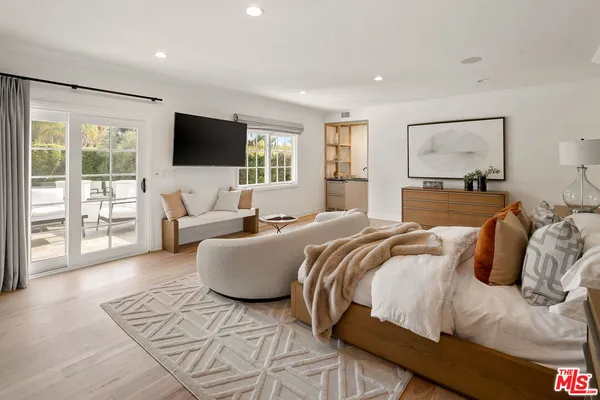 $62,500 | 280 Homewood Road, Los Angeles, CA 90049