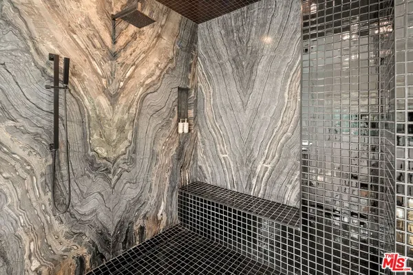 $62,500 | 280 Homewood Road, Los Angeles, CA 90049