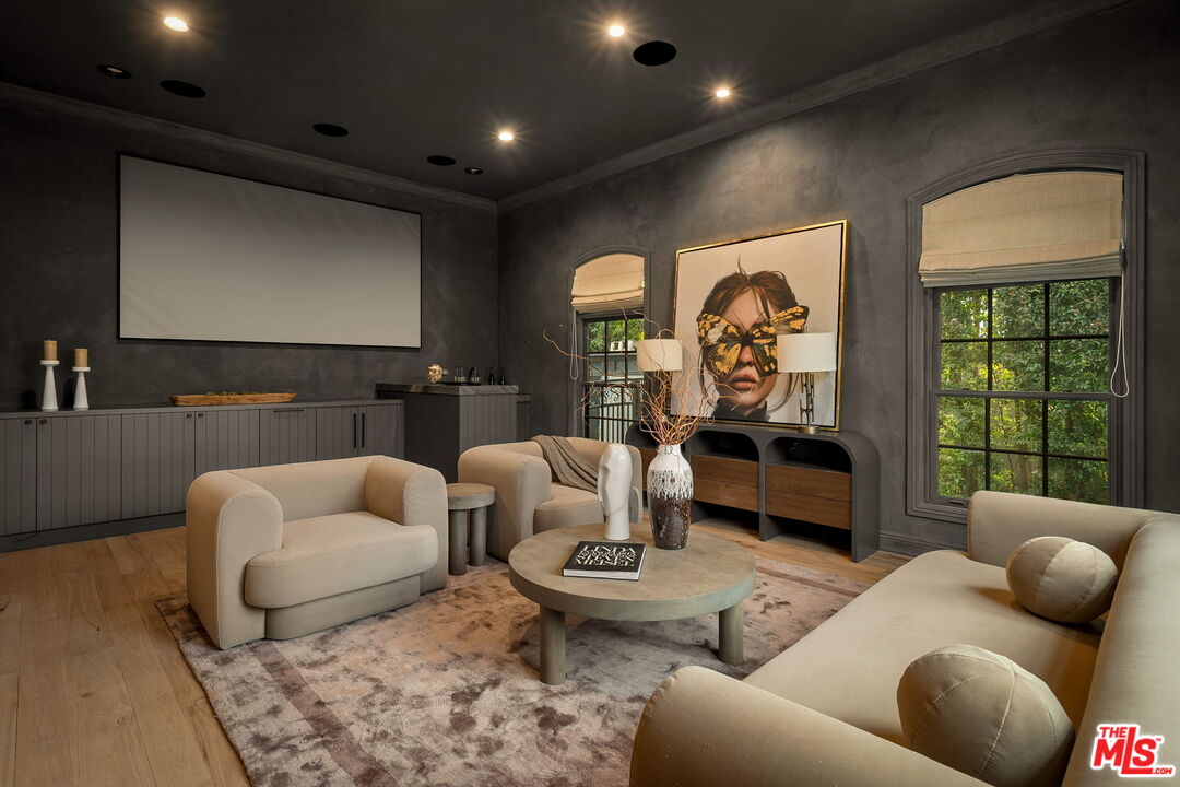 280 Homewood Road Los Angeles, CA 90049 - Photo 7 of 53