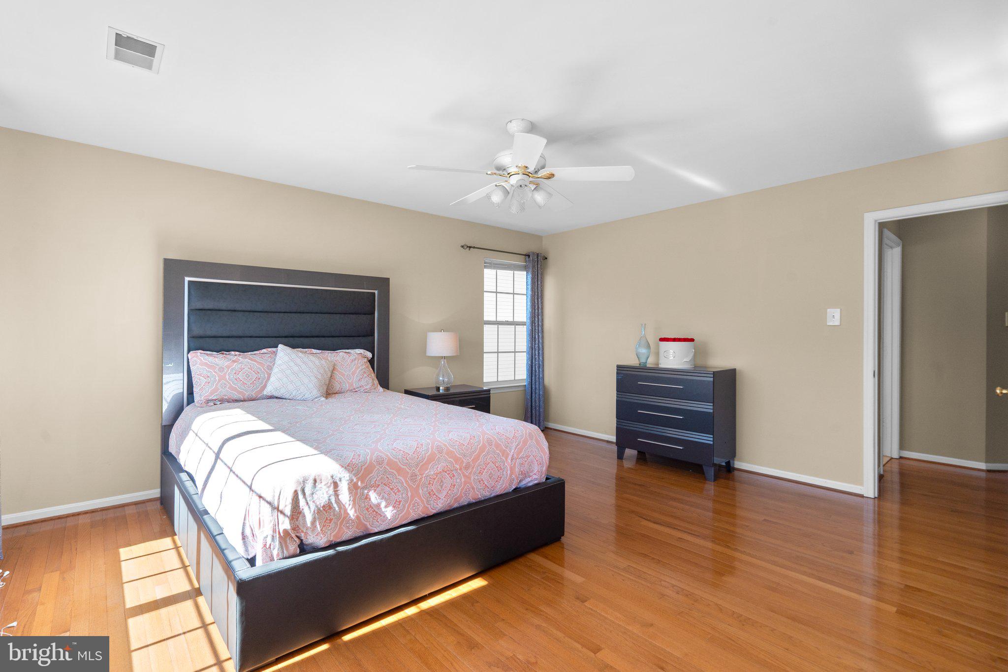 12921 Summit Ridge Terrace Germantown, MD 20874 - Photo 32 of 49 Bedroom 2