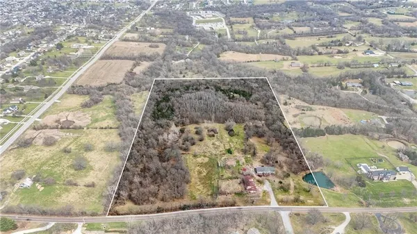 $1,500,000 | 6825 South Arnett Road, Grain Valley, MO 64029