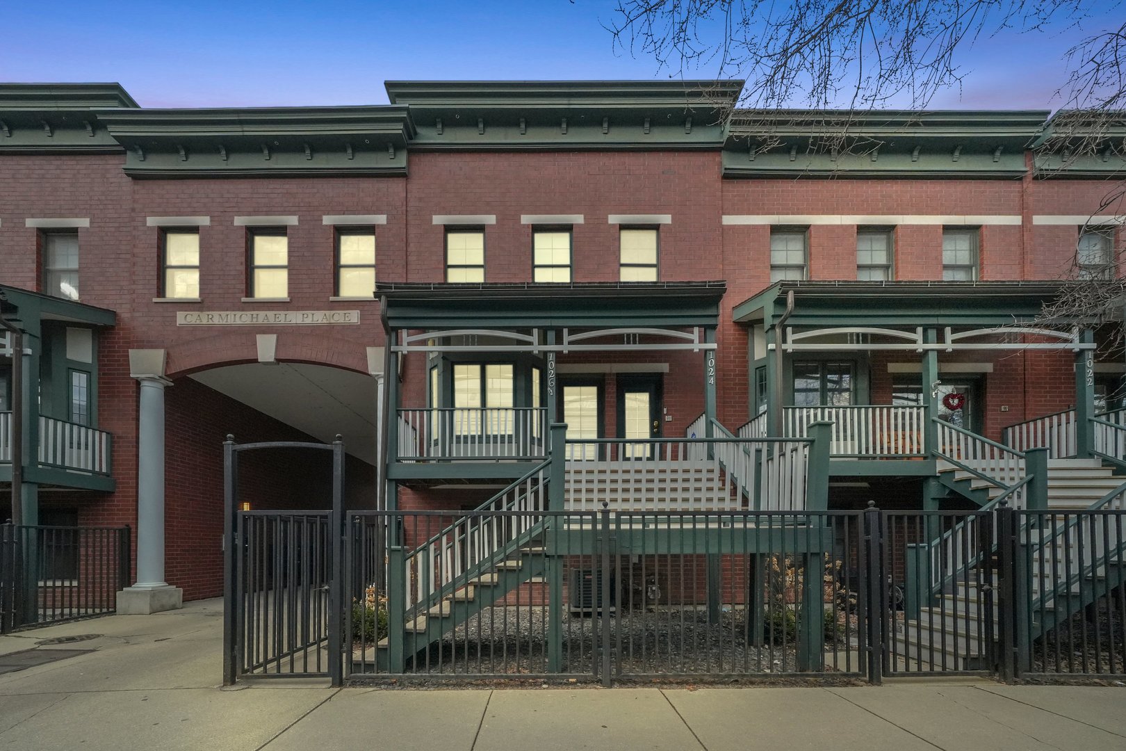 1026 West Monroe Street Chicago, IL 60607 - Photo 26 of 30 a front view of a house